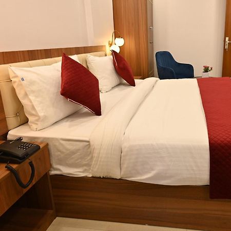 Hotel Down Town Paschim Vihar Delhi  Esterno foto