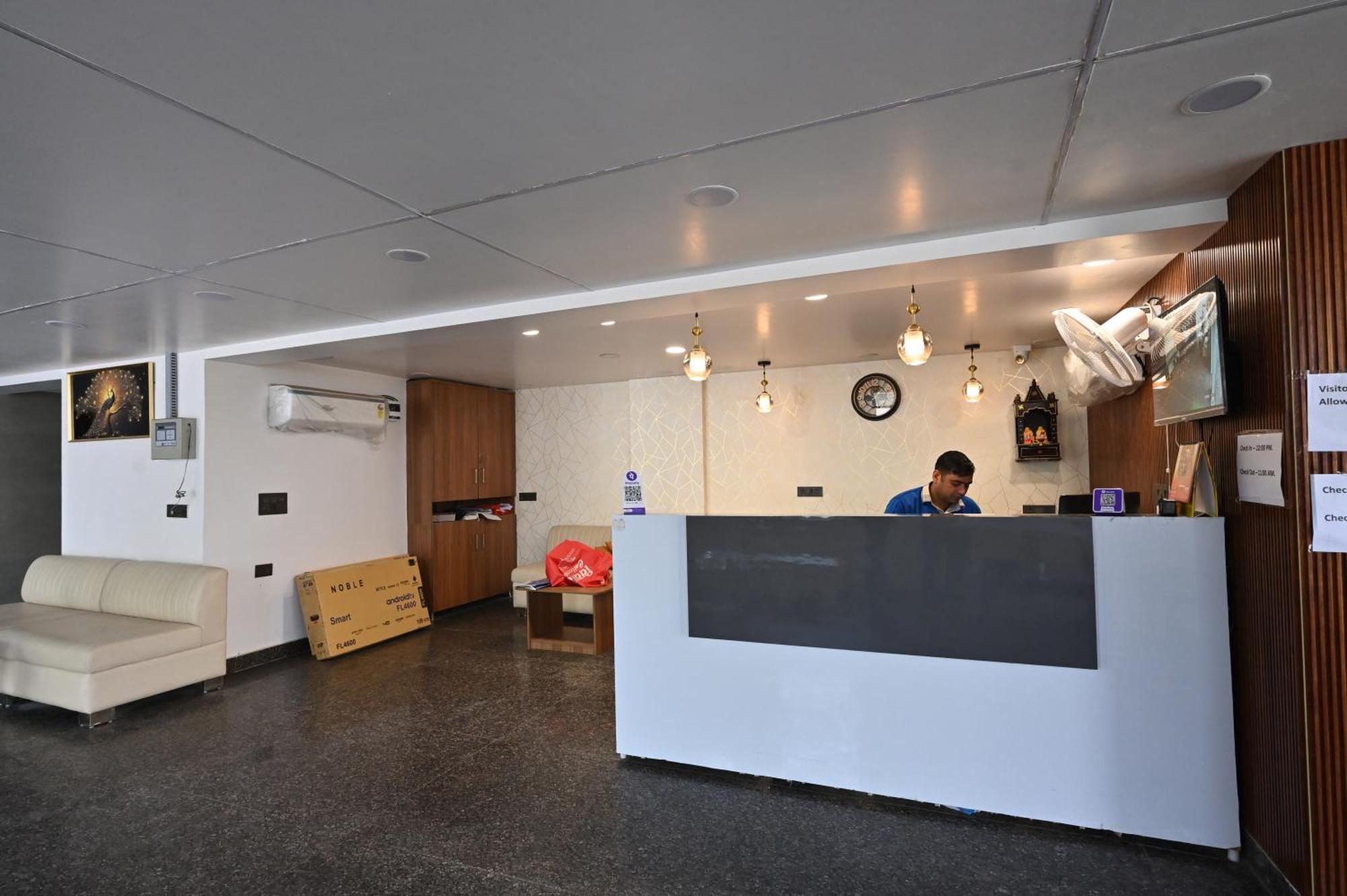 Hotel Down Town Paschim Vihar Delhi  Esterno foto