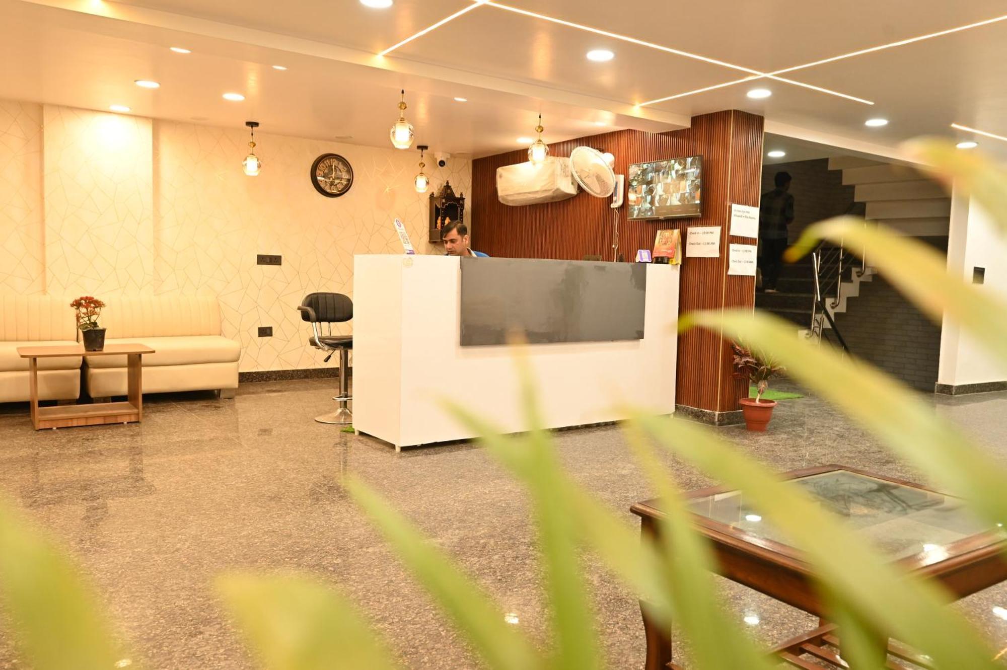 Hotel Down Town Paschim Vihar Delhi  Esterno foto