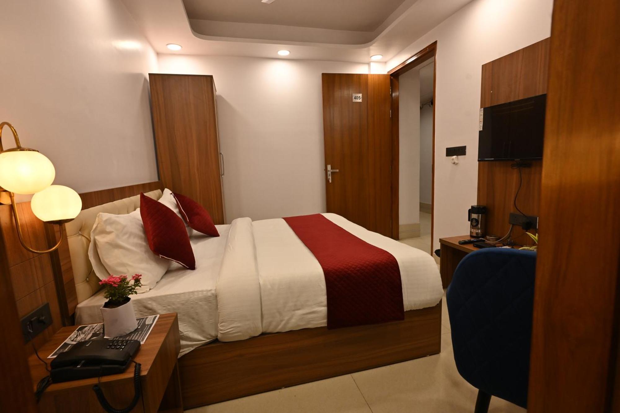 Hotel Down Town Paschim Vihar Delhi  Esterno foto