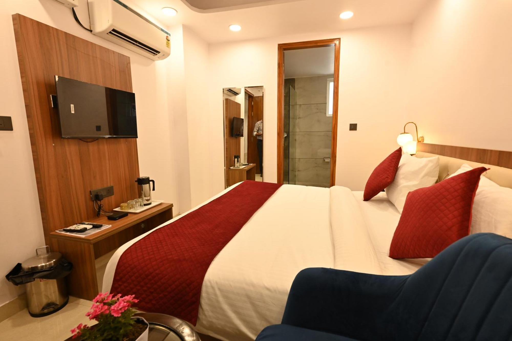 Hotel Down Town Paschim Vihar Delhi  Esterno foto