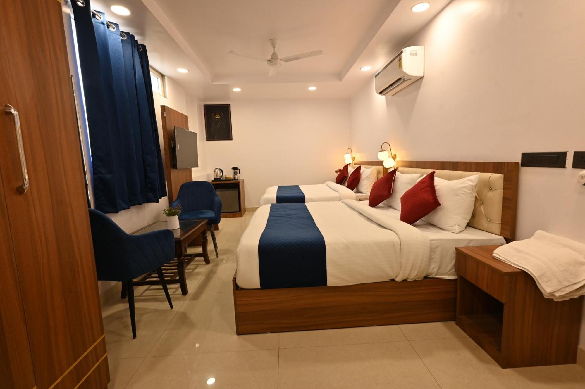 Hotel Down Town Paschim Vihar Delhi  Esterno foto