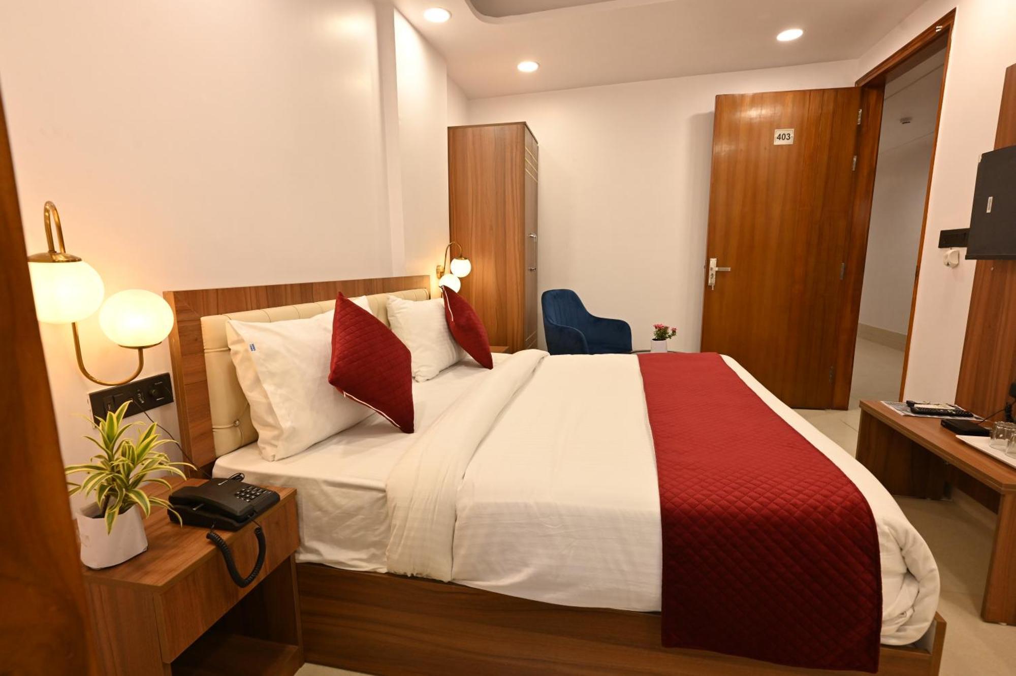 Hotel Down Town Paschim Vihar Delhi  Esterno foto