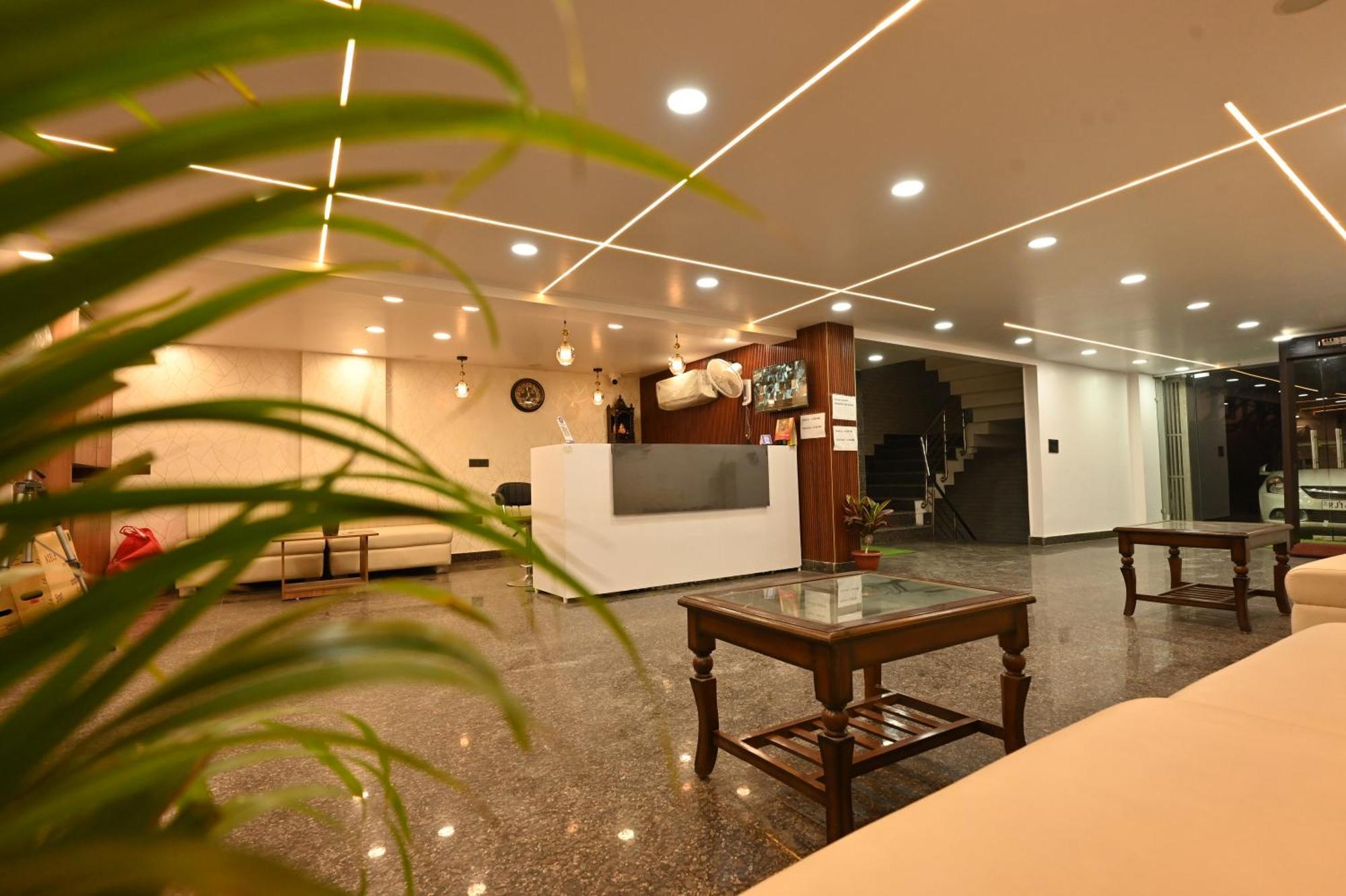 Hotel Down Town Paschim Vihar Delhi  Esterno foto